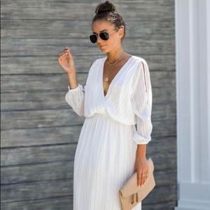 Vici Collection Cold Shoulder White Maxi